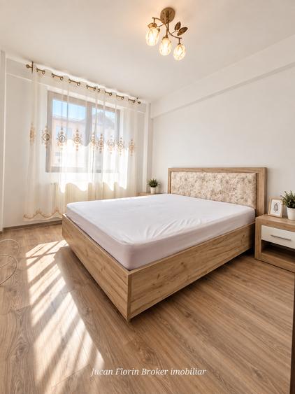 Apartament cu 2 camere decomandat în Cug