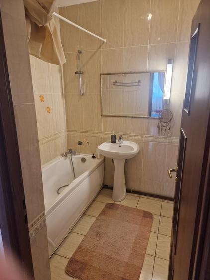 Apartament cu 2 camere decomandat, mobilat în Prelungirea Ghencea