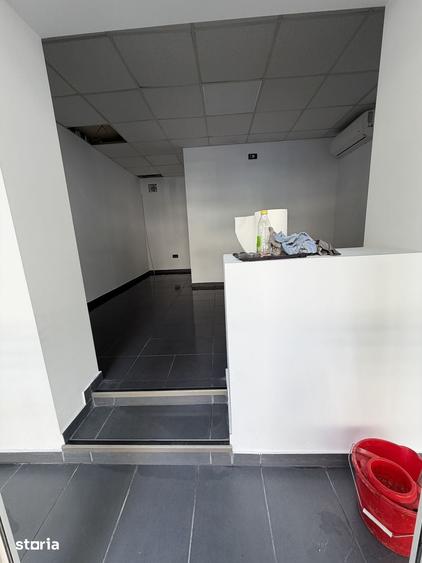 Spațiu comercial, de 18 mp, în Central