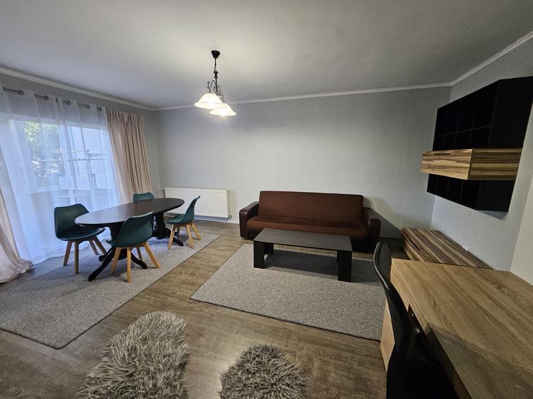 Apartament cu 2 camere decomandat în Florești