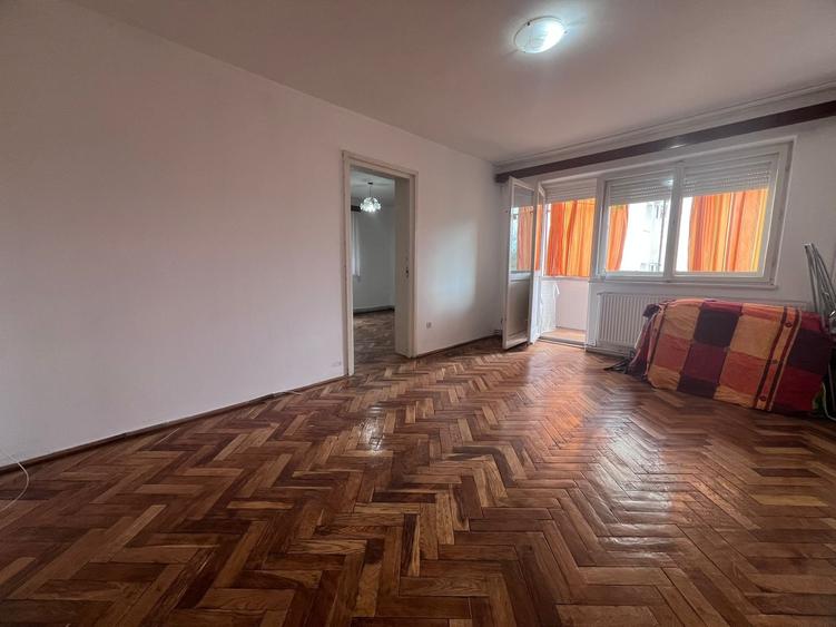 Apartament cu 2 camere circular în Minerul