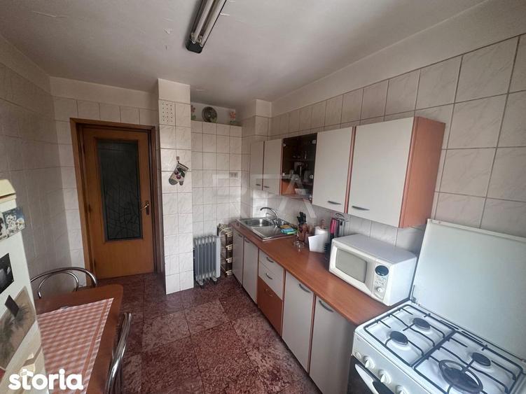 Apartament cu 3 camere decomandat în Tineretului
