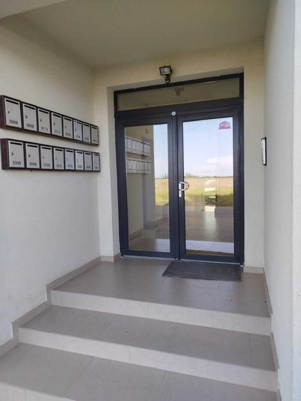 Apartament cu 2 camere semidecomandat în Giroc