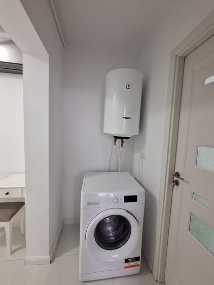 Apartament cu 3 camere decomandat, mobilat în Rahova