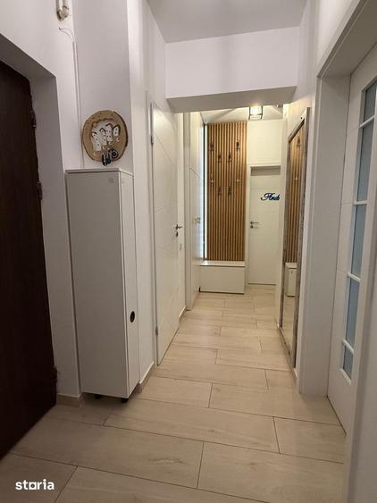 Apartament cu 3 camere decomandat, mobilat în Apărătorii Patriei