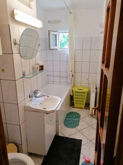 Apartament cu 2 camere decomandat, mobilat în Cug