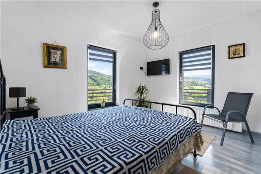Casă individuală cu 3 camere cu Teren 1000 Mp în Bran