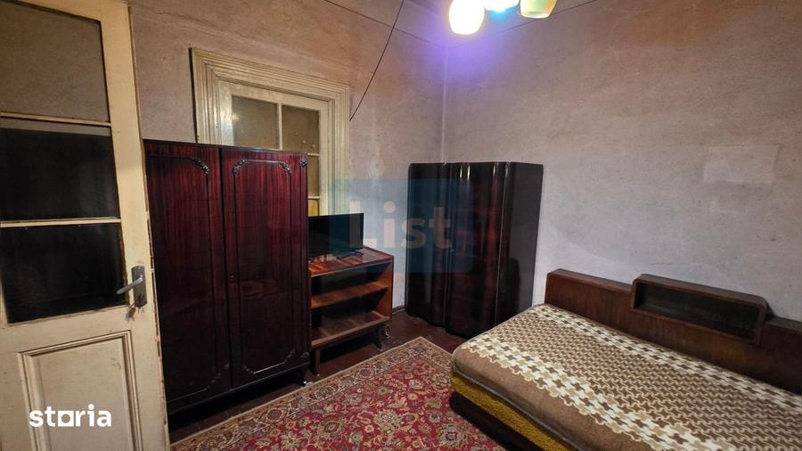 Casă cu 4 camere cu Teren 478 Mp în Central