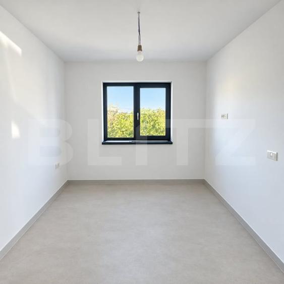 Duplex cu 4 camere cu Canalizare în Giroc