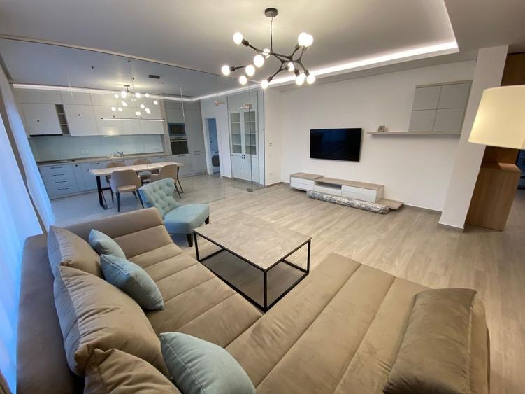 Apartament cu 3 camere decomandat în Nord