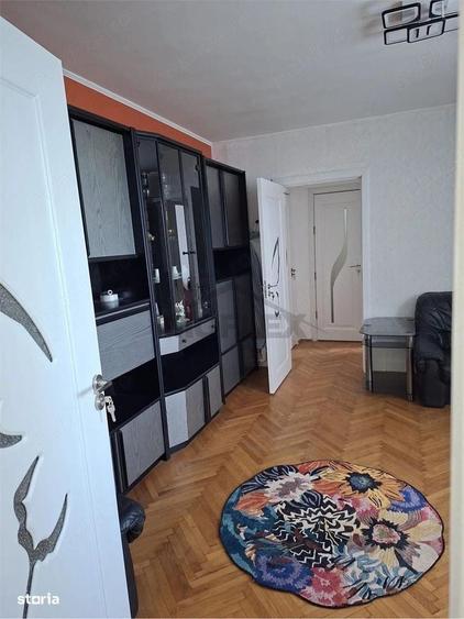 Apartament cu 2 camere semidecomandat în Titan