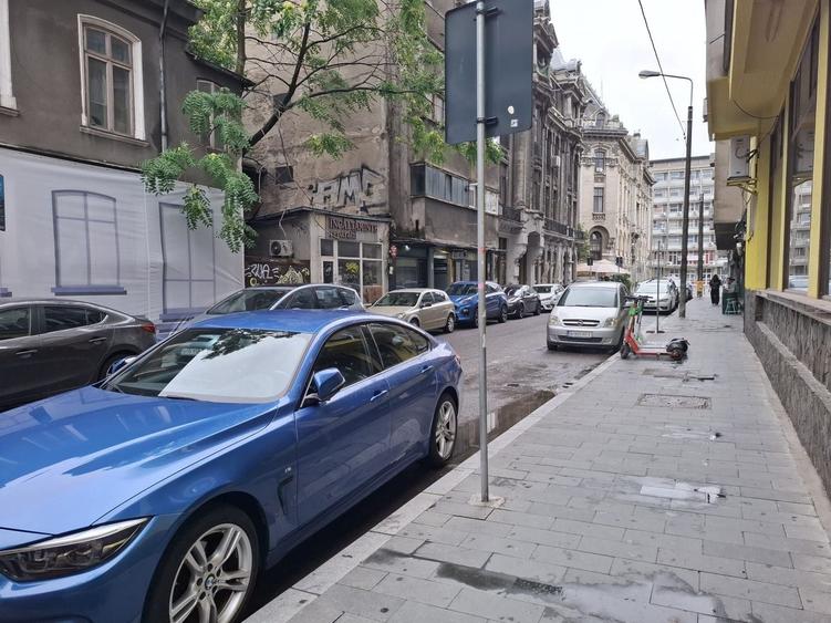 Spațiu comercial, de 60 mp, în Universitate