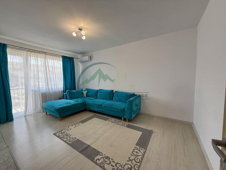 Apartament cu 2 camere decomandat, mobilat în Tractorul