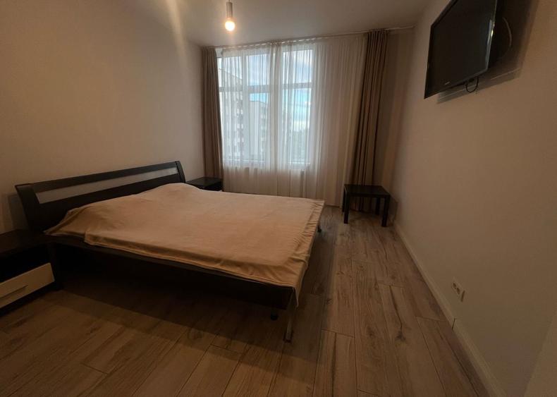 Apartament cu 2 camere, mobilat în Faleza Nord