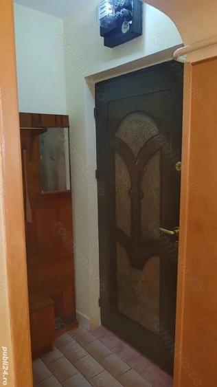Apartament cu 3 camere decomandat în Obor