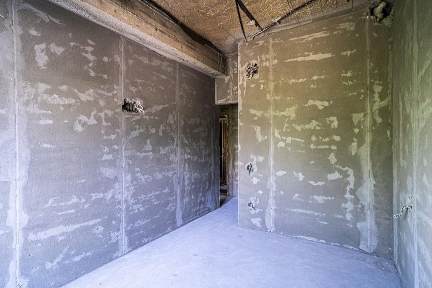 Apartament cu 3 camere semidecomandat în Militari