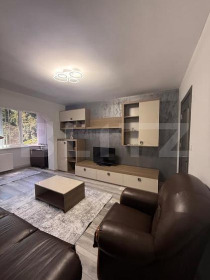 Apartament cu 3 camere decomandat în Dâmbu Pietros
