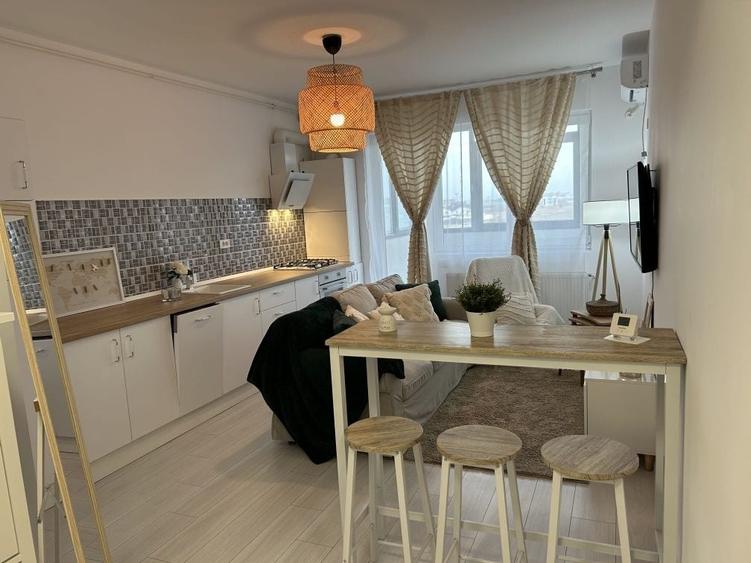 Apartament cu 2 camere semidecomandat în Titan