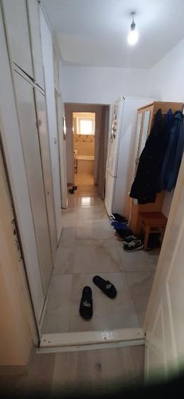 Apartament cu 2 camere decomandat, mobilat în Răcădău