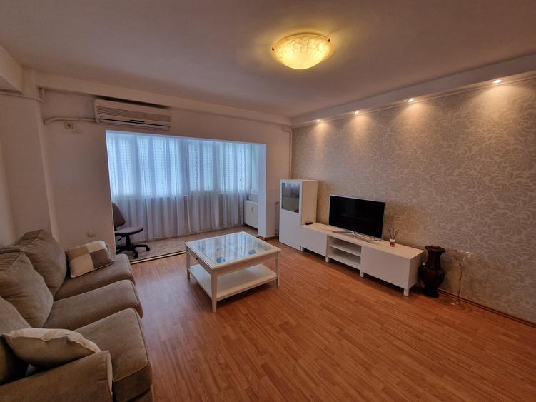Apartament cu 2 camere decomandat, mobilat în P-ța Alba Iulia