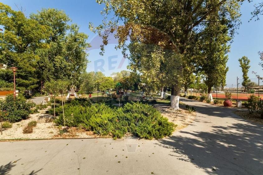 Hotel/Pensiune, de 15,254 mp, în Central
