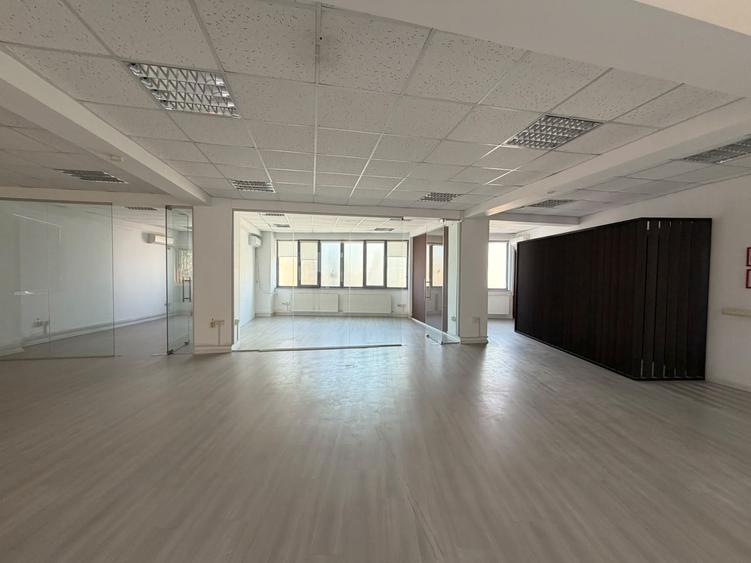 Birou, de 880 mp, în Cotroceni