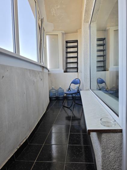Apartament cu 4 camere decomandat în Lujerului