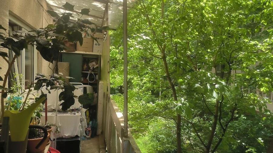 Apartament cu 3 camere decomandat în Valea Ialomiței