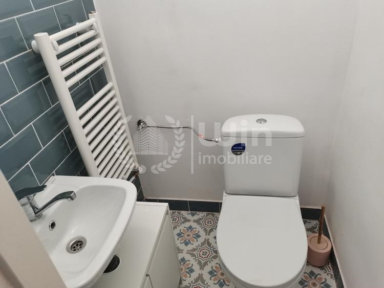 Casă individuală cu 2 camere cu Canalizare în Central