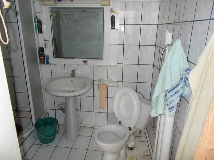 Casă cu 4 camere în Ghirodei