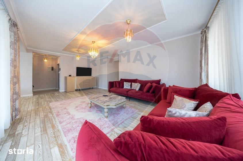 Apartament cu 3 camere în Schei