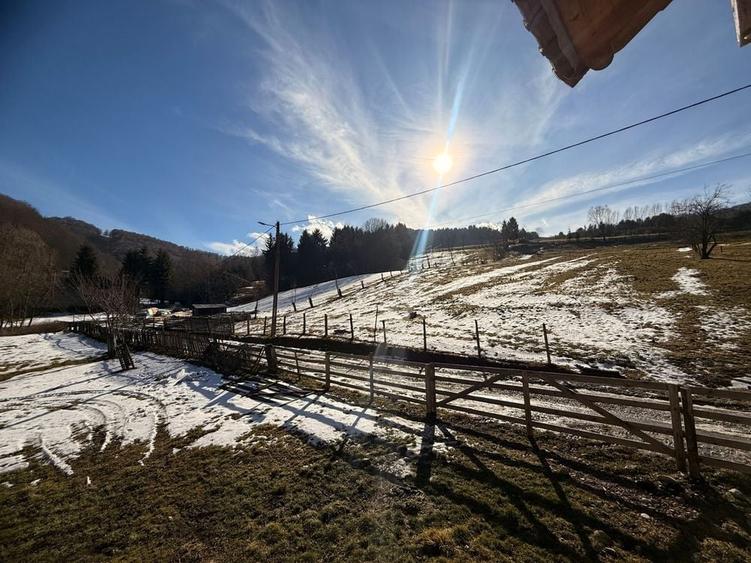 Casă cu 4 camere în Sita Buzăului