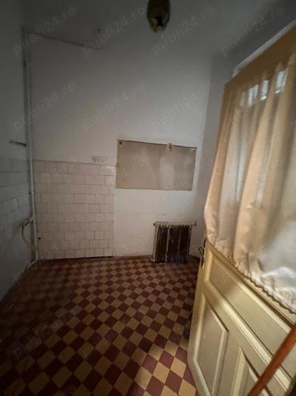 Casă cu 4 camere în Cișmigiu