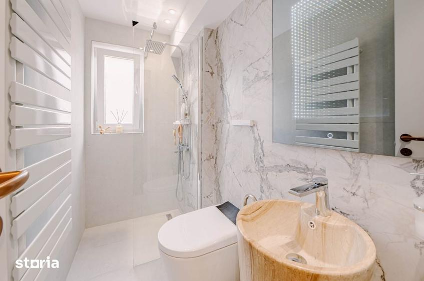 Unicat in Blocul Florentin: 3 camere, 2 bai, renovat integral cu desig - 3