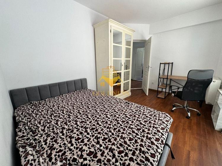 Apartament cu 4 camere semidecomandat în Zorilor