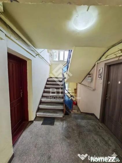 Apartament cu 3 camere semidecomandat în Decebal