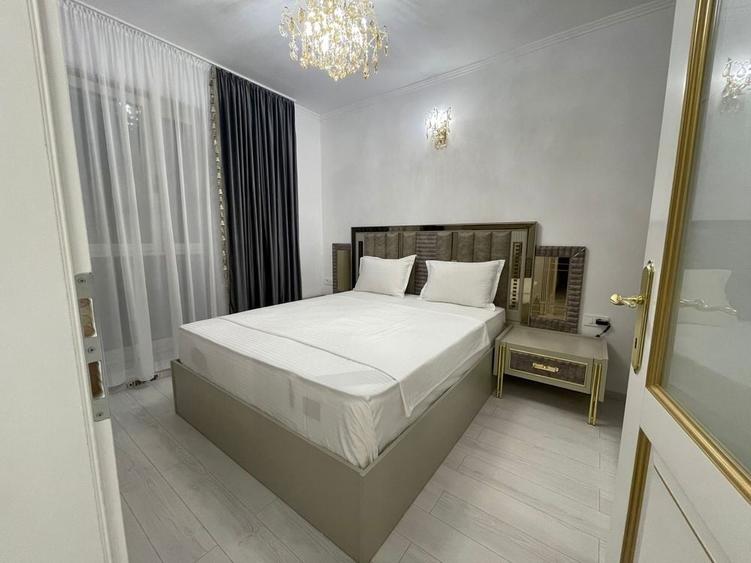 Apartament cu 3 camere decomandat în Florești