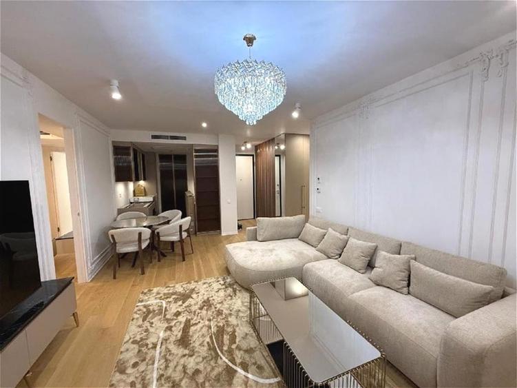 Apartament cu 3 camere decomandat, mobilat în Floreasca