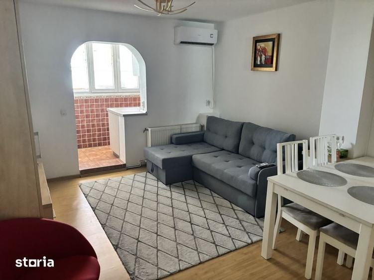 Apartament cu 3 camere în Băneasa
