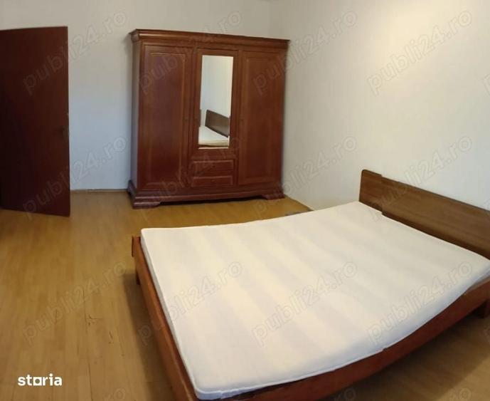 Apartament cu 3 camere decomandat, mobilat în Drumul Taberei