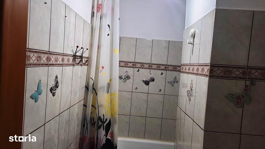 Garsonieră decomandată în Micro 14
