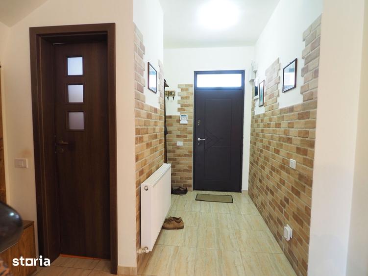 Casă cu 4 camere cu Teren 248 Mp în Mogoșoaia