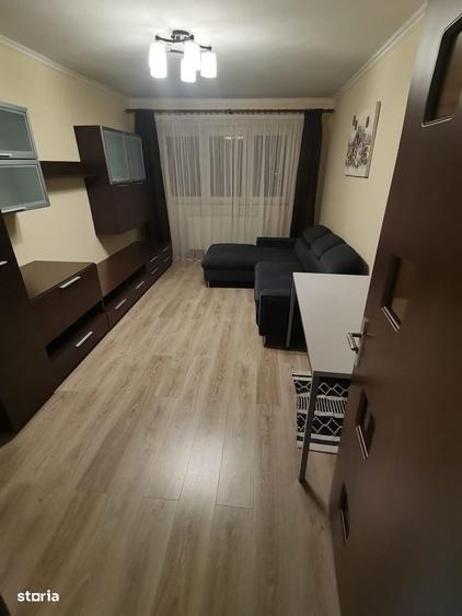 De inchiriat apartament cu 2 camere, decomandat Centrul orasului - 1