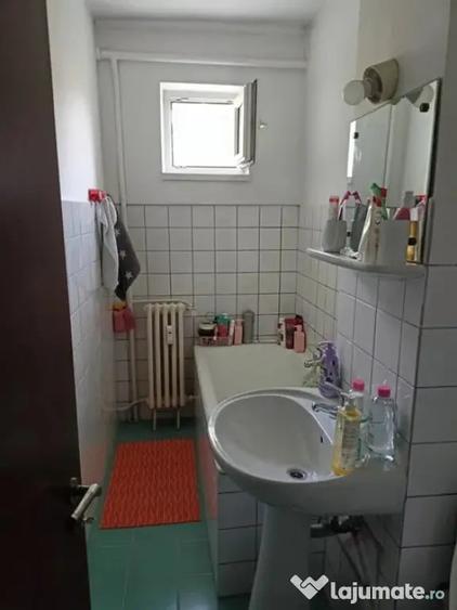 Apartament cu 2 camere nedecomandat în George Enescu