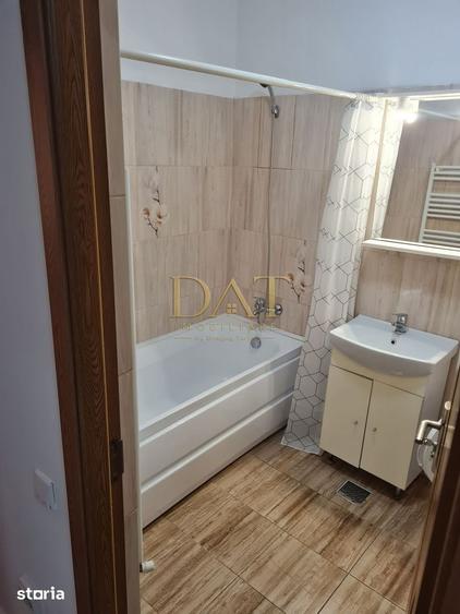 Apartament cu 3 camere în Dâmbul Rotund