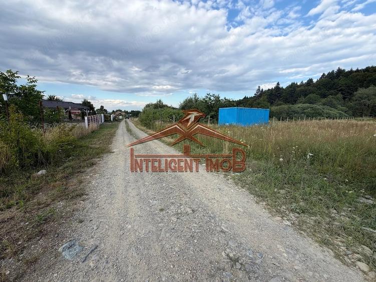 Teren de 2878 mp, în Sâmbăta de Sus