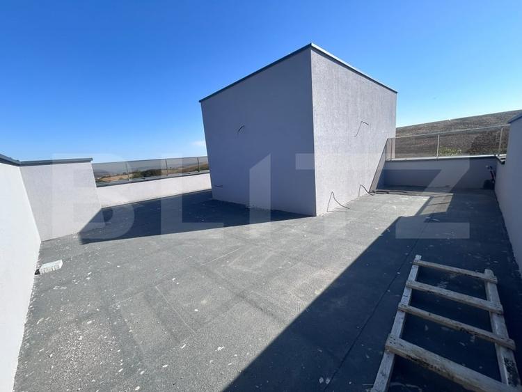Casă individuală cu 5 camere cu Canalizare în Exterior Est