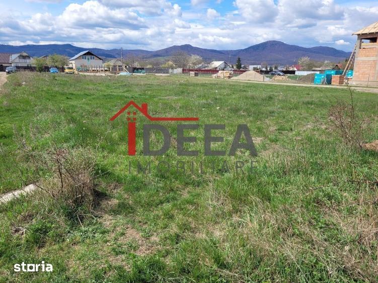 Teren de 1500 mp, în Dumbrava
