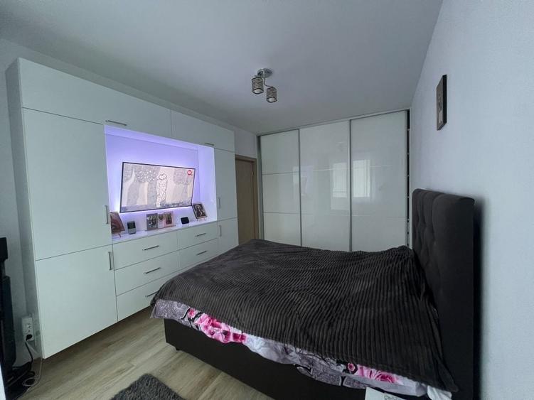 Apartament cu 2 camere nedecomandat în Florești