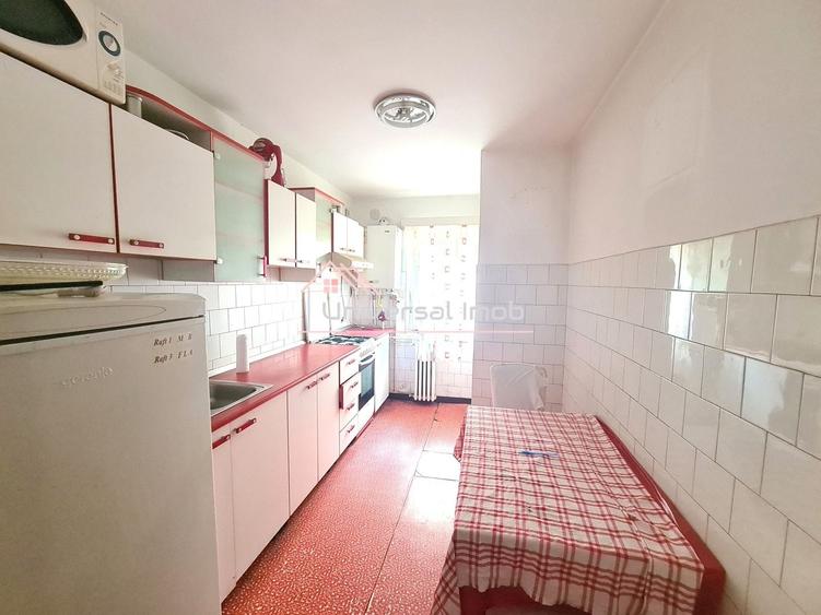 Apartament cu 4 camere decomandat, mobilat în Mănăștur